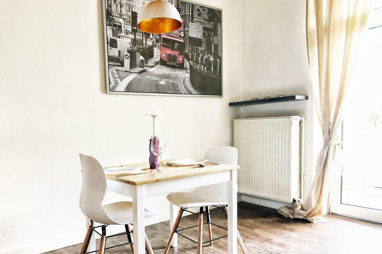 Wunderschoene Altbauwohnung Mit Flair In Wuppertal Exterior photo