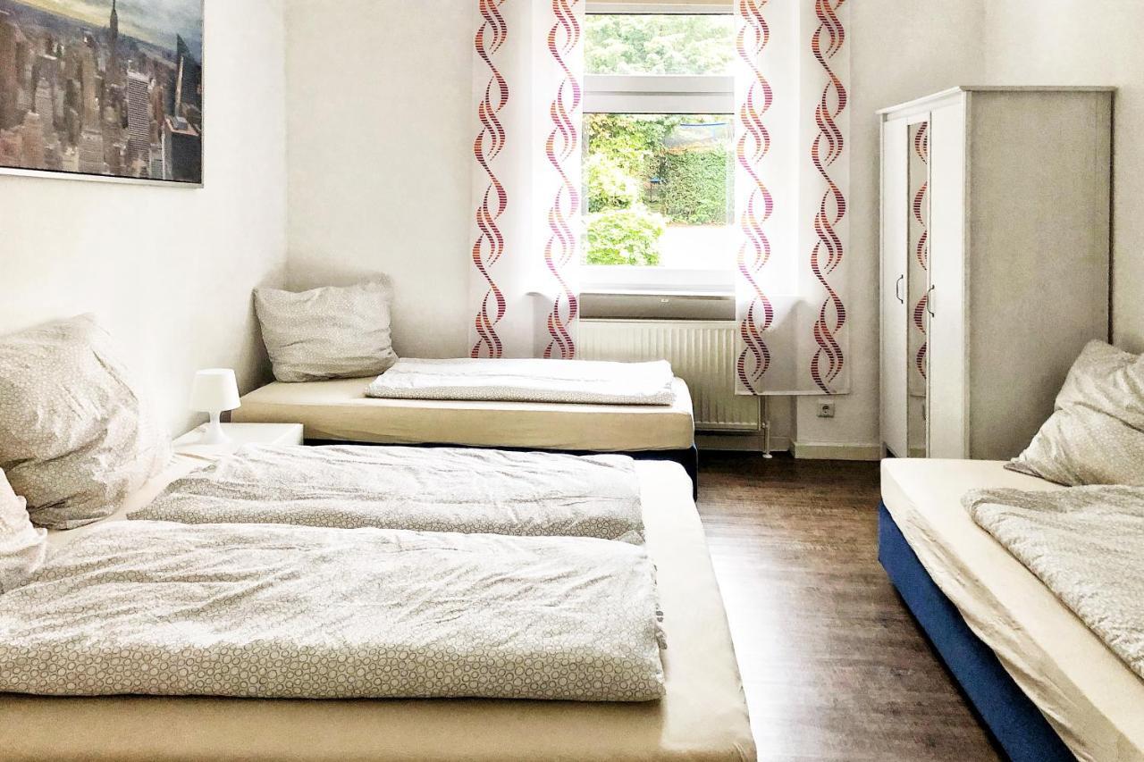 Wunderschoene Altbauwohnung Mit Flair In Wuppertal Exterior photo